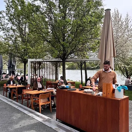 Faro Eurovea Μπρατισλάβα