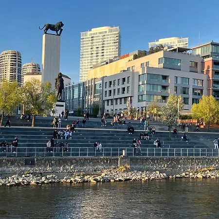 Faro Eurovea * Μπρατισλάβα