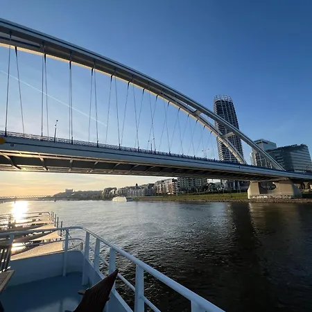 Faro Eurovea Pressburg